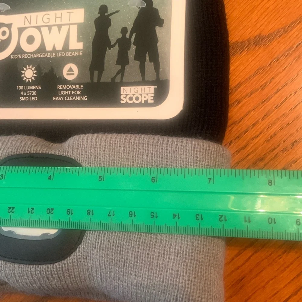 🎉HP🎉NWT Night Owl Kid’s Rechargeable LED Beanie - Light is Removable